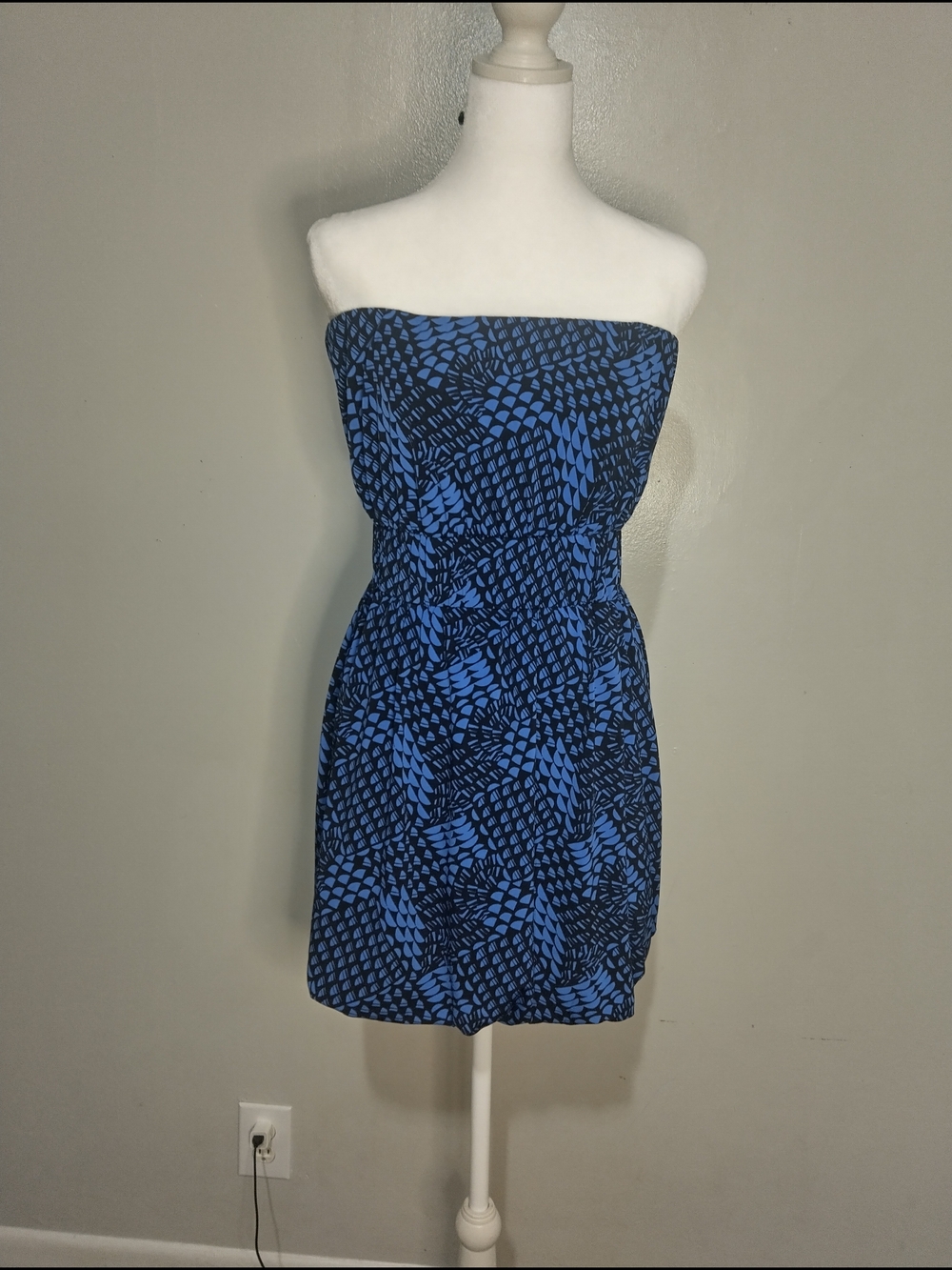 Banana Republic Blue & Black Strapless Abstract Mini Dress